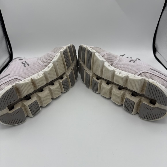 On Cloud 5 Running Shoes Womens Size 9 Lily Frost Purple Lavender Missing Lace - Picture 8 of 8